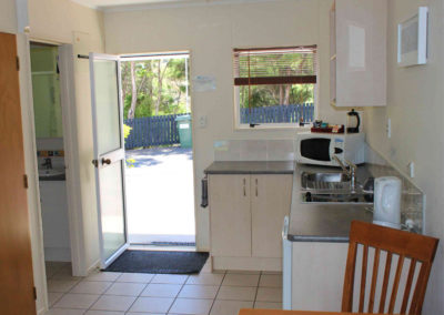 Ash Grove Motel - Studio Unit Kitchenette